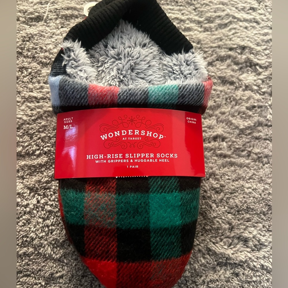 Slipper socks slippers